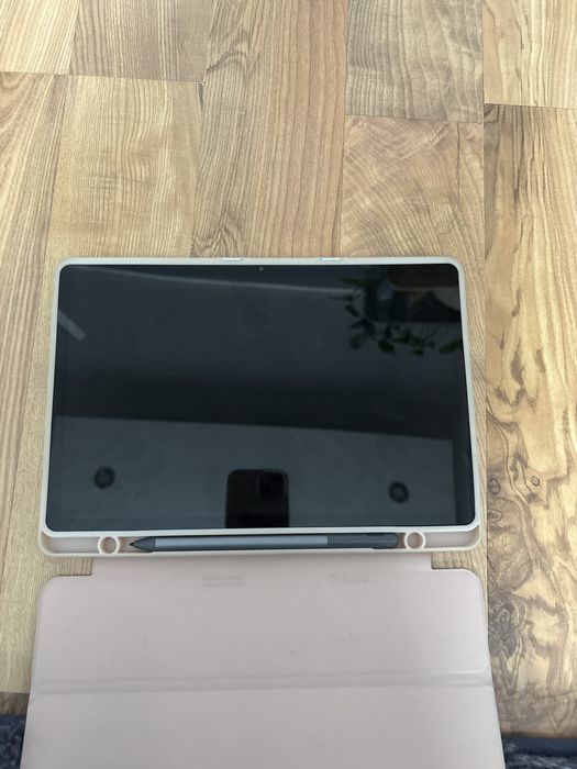 Tablet lenovo tab m11 z etui i rysikiem