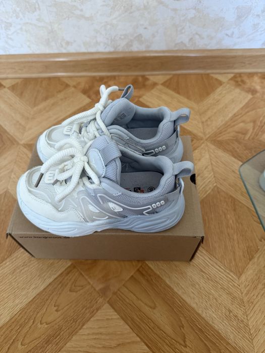 Кросівки на дівчинку Join golf 30 розмір нові