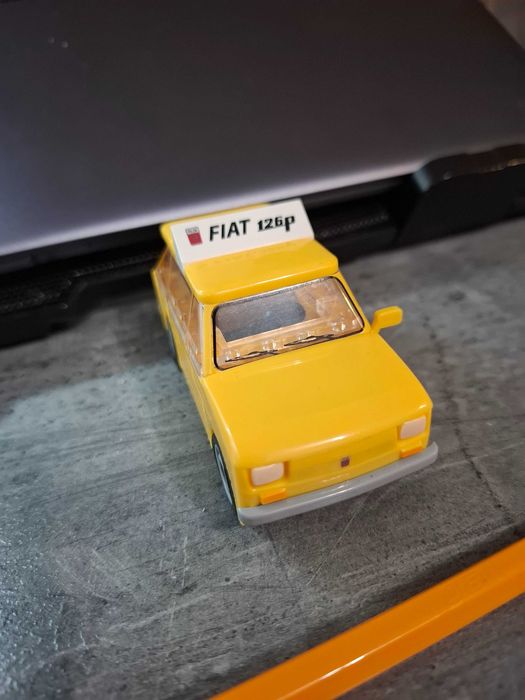 Klocki fiat 126p zabawka