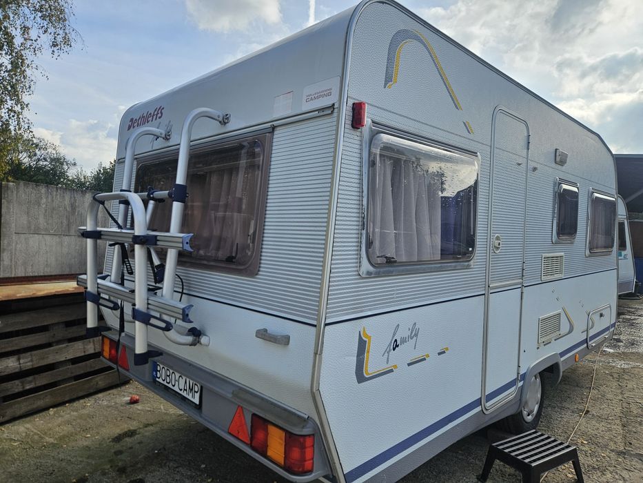 Przyczepa kempingowa Dethleffs RM 4 z 1998r. Z przedsionkiem