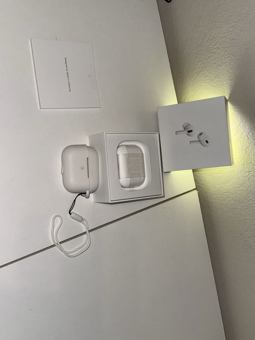 Słuchawki dokanałowe APPLE AirPods Pro II ANC Wodoodporne Biały/ USB-C