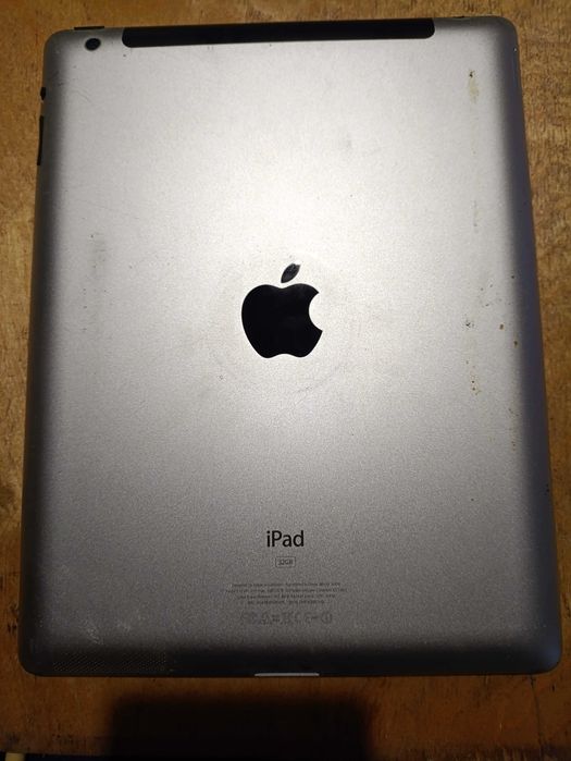 Планшет Apple iPad 3 9.7" A1430 16GB Заблокований