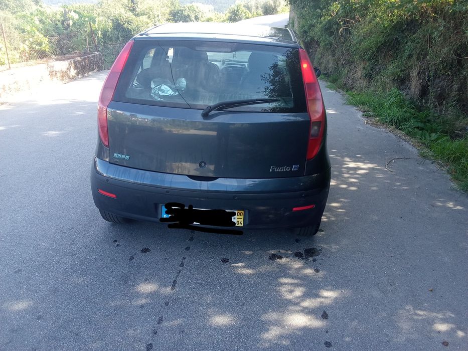 Fiat Punto 1.9 JTD motor com muita força e econômico