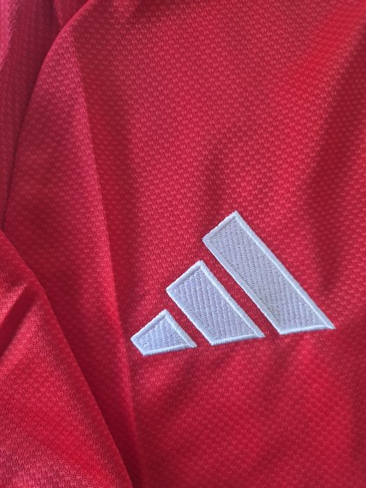 Tshirt benfica principal