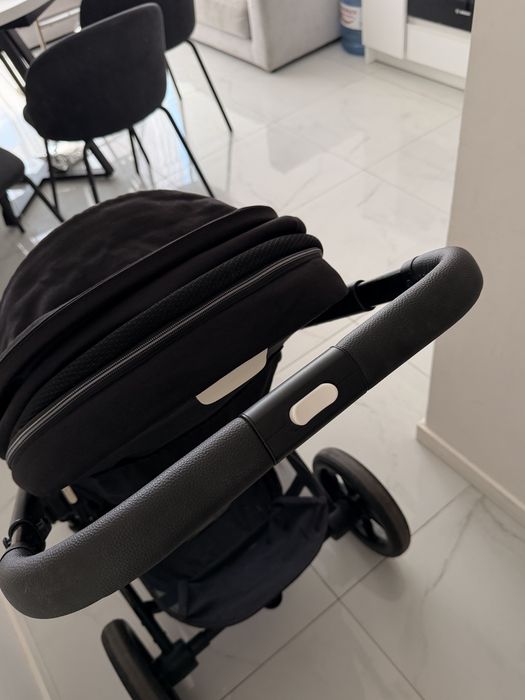 Прогулянкова коляска Cybex Balios S LUX Moon Black