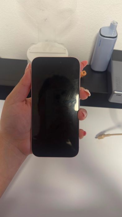 iPhone 15 128GB, usado