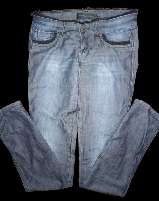 Лот жіночого одягу