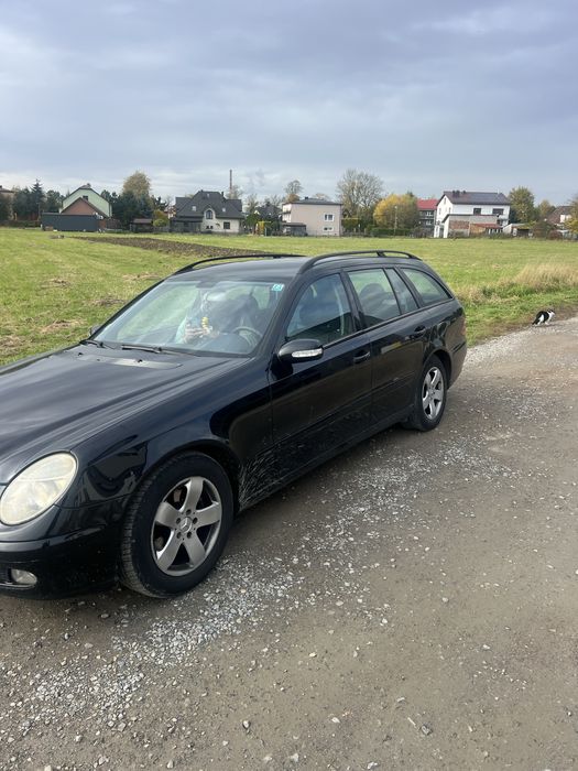 Mercedes w211  E270