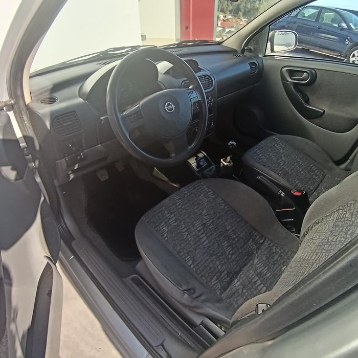 Opel corsa C 1.0 gasolina