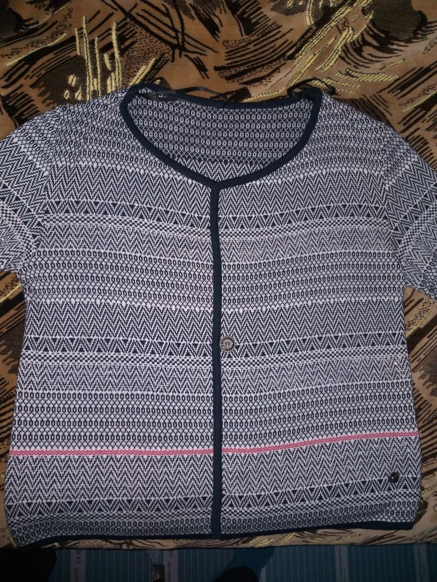 Кофта, кардиган трикотаж Кора, L-XL: 800 грн. - Кардиганы Запорожье на Olx