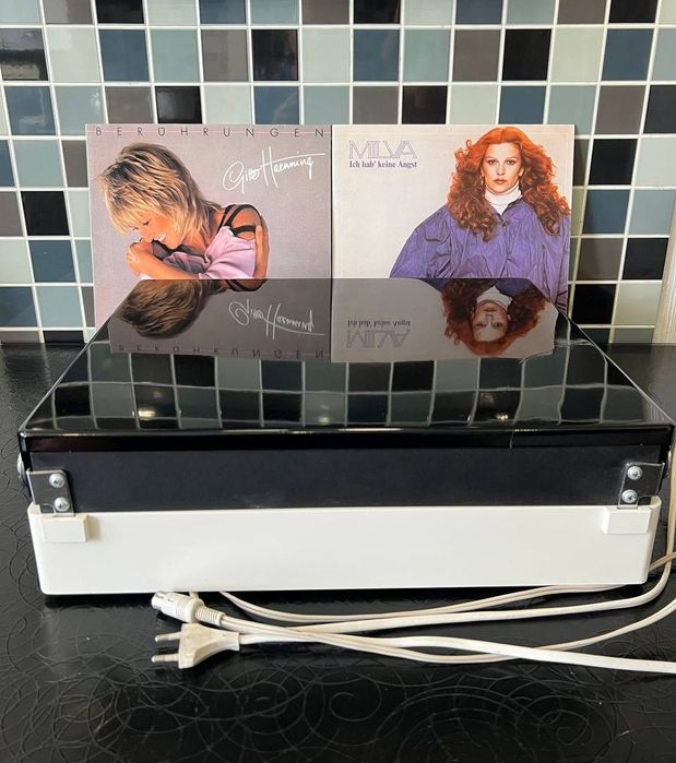 Lenco L85 Вініловий програвач