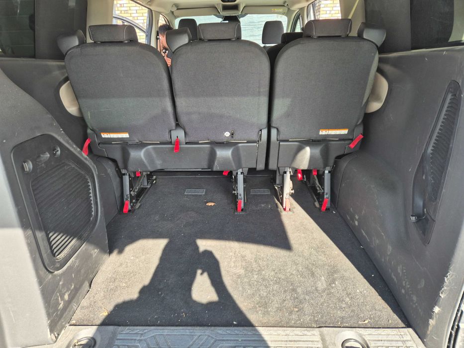 Салон на форд кустом