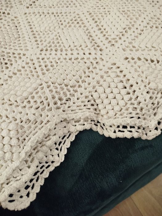 Conjunto colcha e almofadas feito à mão