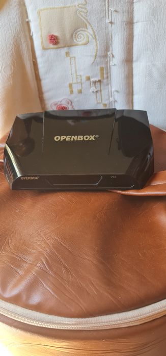 3 Box Satelite muito bom, o  preço é de cada uma