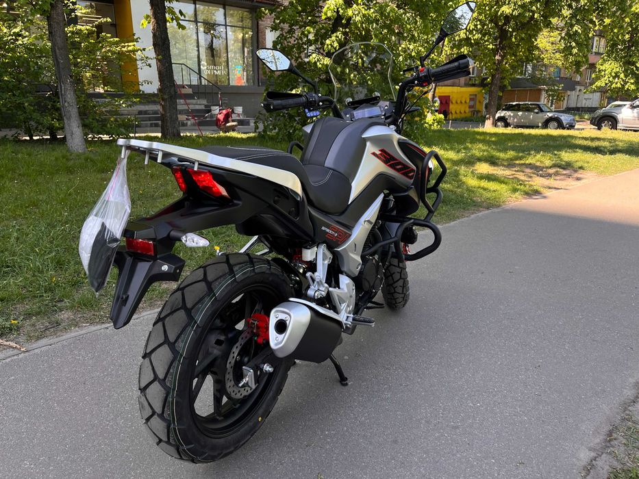 Мотоцикл SPARK SP300T-3