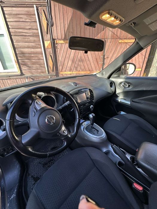 Продам автомобіль Ніса Жук