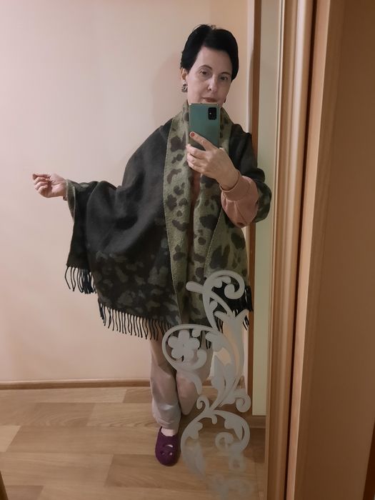 Палантин шерстяной