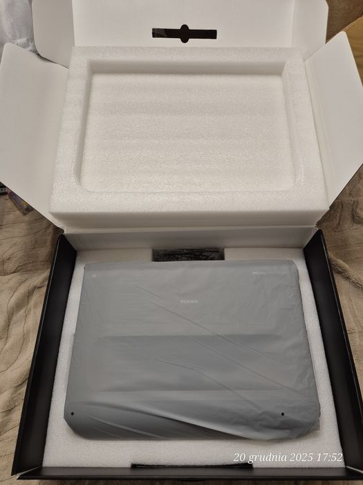 Projektor laserowy Nexigo Aurora Pro 4K UST