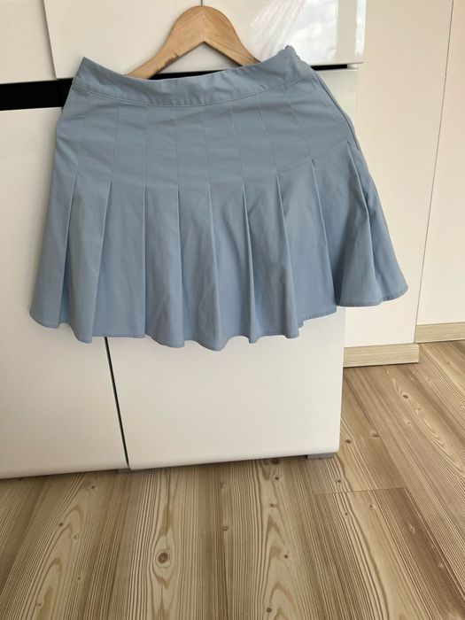 Sprzedam spódnicę.