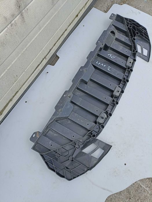 Płyta pod zderzak Nissan Leaf II