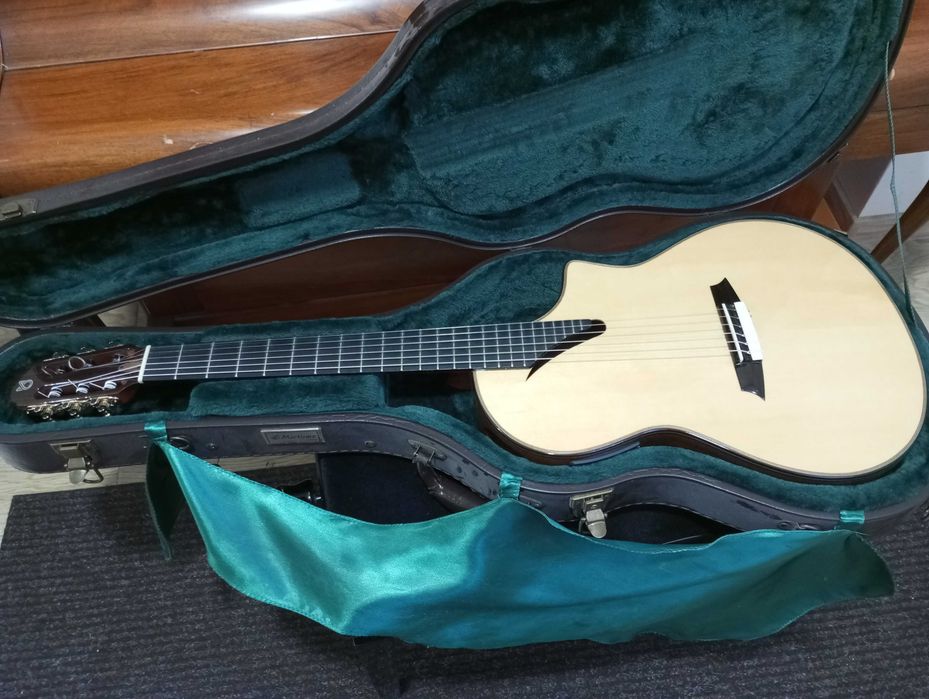 Gitara elektroklasyczna Martinez MSCC-14 MS