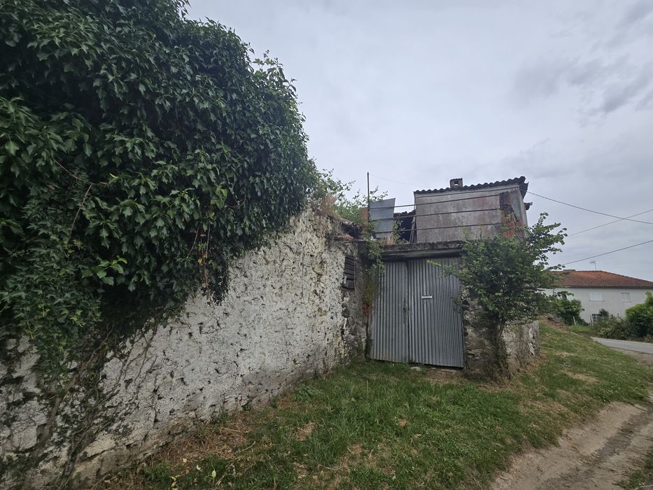 Casa para reconstrução ideal para turismo rural