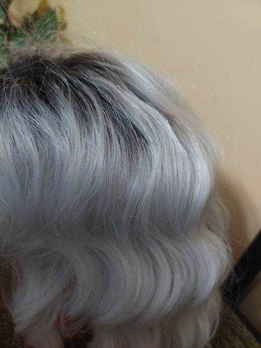 Sprzedam perukę nowa