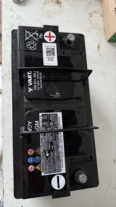 Продам бу AGM акумулятор VARTA 12V 92Ah 850A