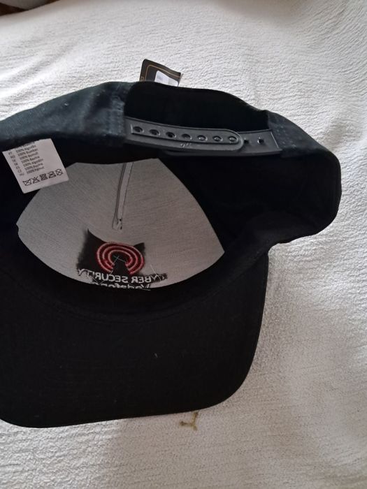 Кепка тракер Cyber Securiti Vodafone 250 грн.