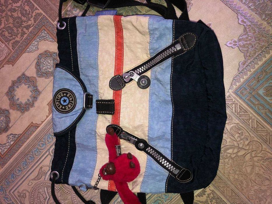 рюкзак Kipling с брелоком обезьяна
