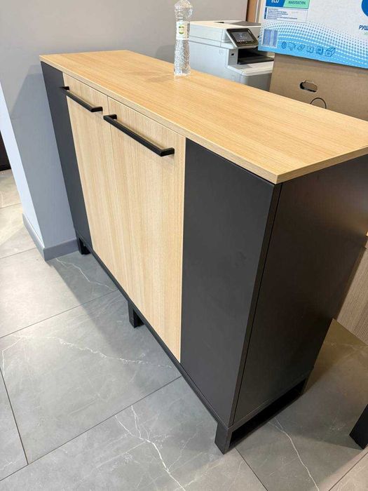 Офисная мебель шкафы столы