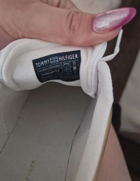 Buty Tommy Hilfiger.