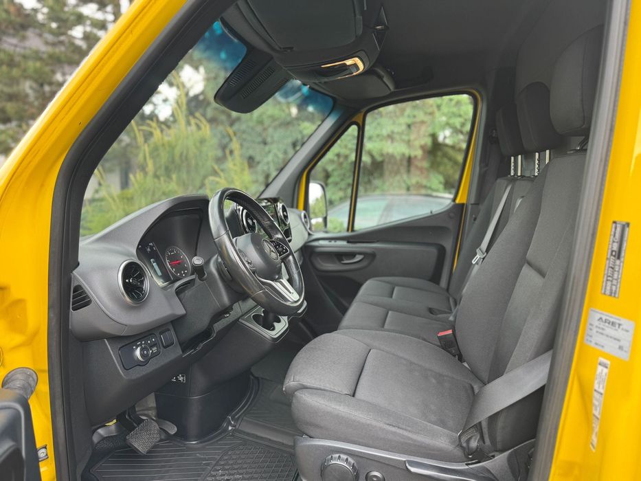 Autolaweta wynajem wypożyczalnia Mercedes sprinter hak 3500kg