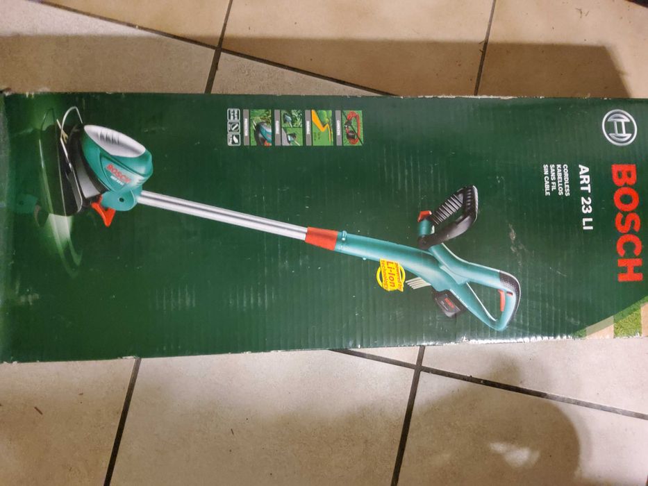 Podkaszarka Bosch ART 23 Li nowa.