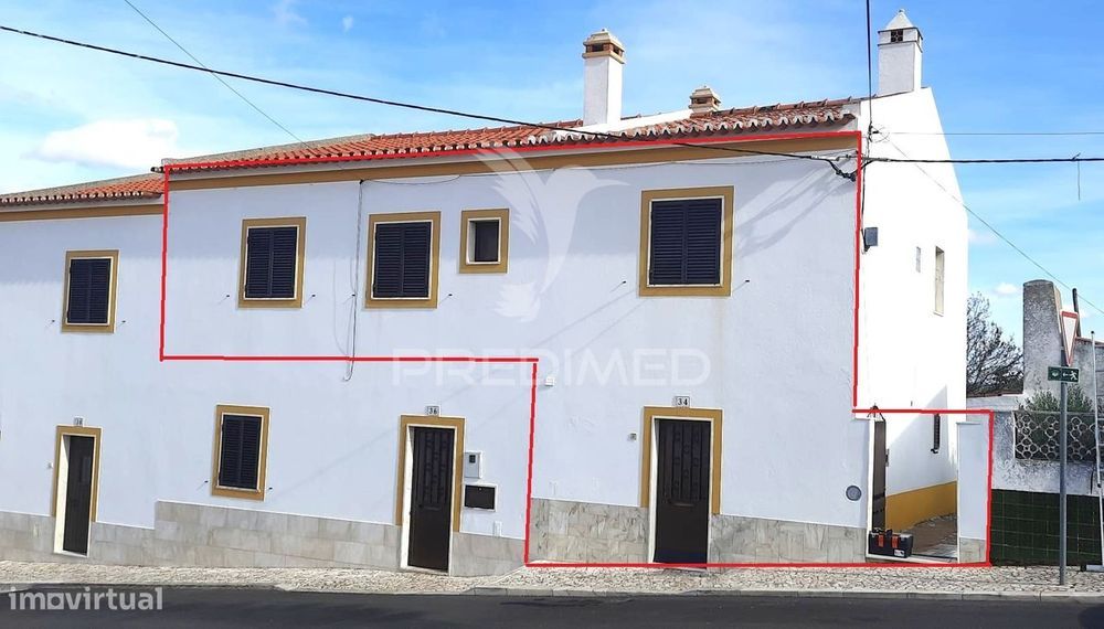 Moradia T2 + 1 + quintal em Pardais - Vila Viçosa