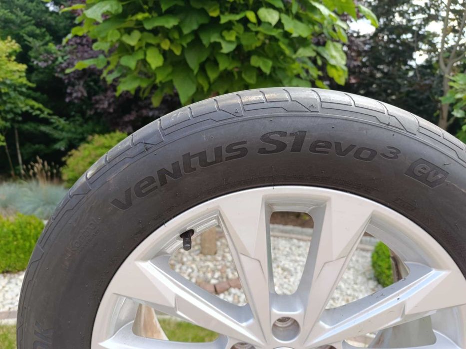 Komplet Kół do Audi Q3/Q5/A4/A6/A8 235/55 R18 Continental lub Hankook