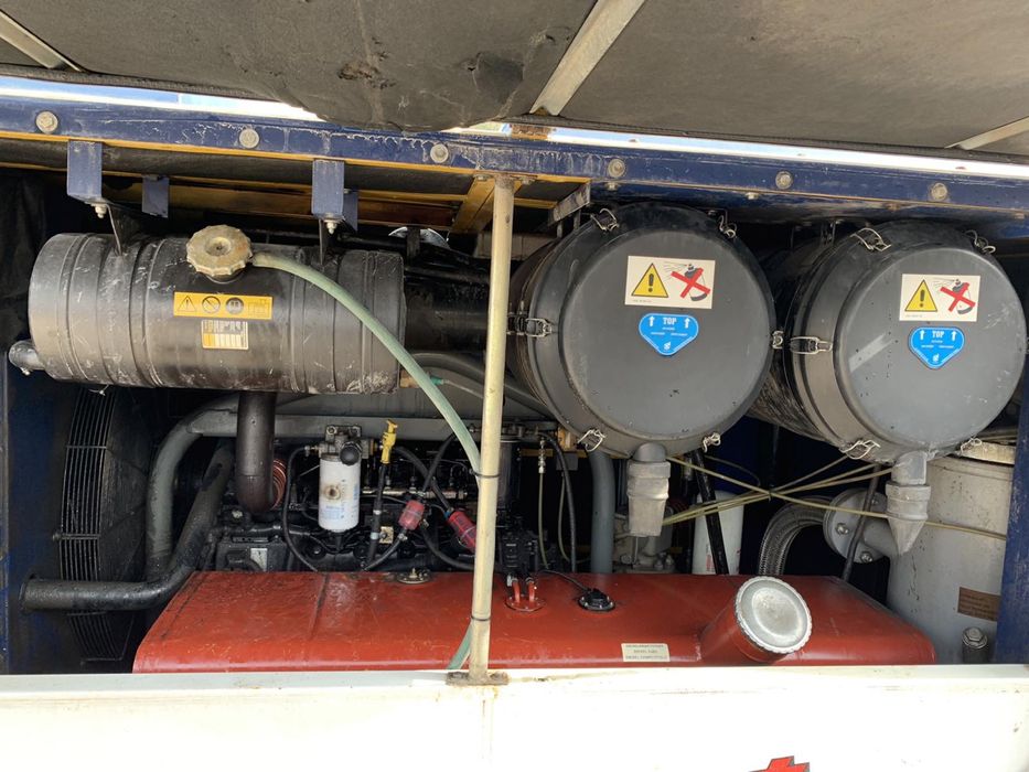 Компрессор винтовой дизельний продам