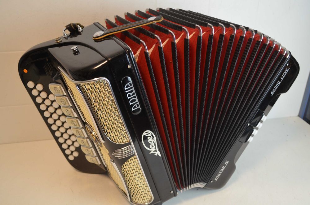 Concertina Adria 4 voz. N 03