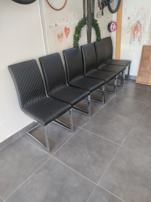 Cadeiras modernas para sala de jantar