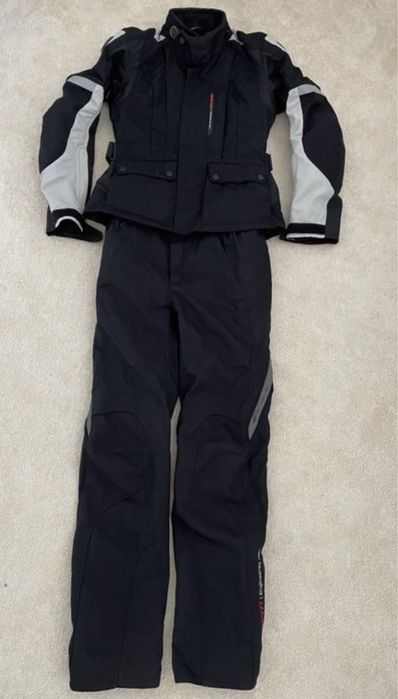 Kombineznon motocykolwy revit