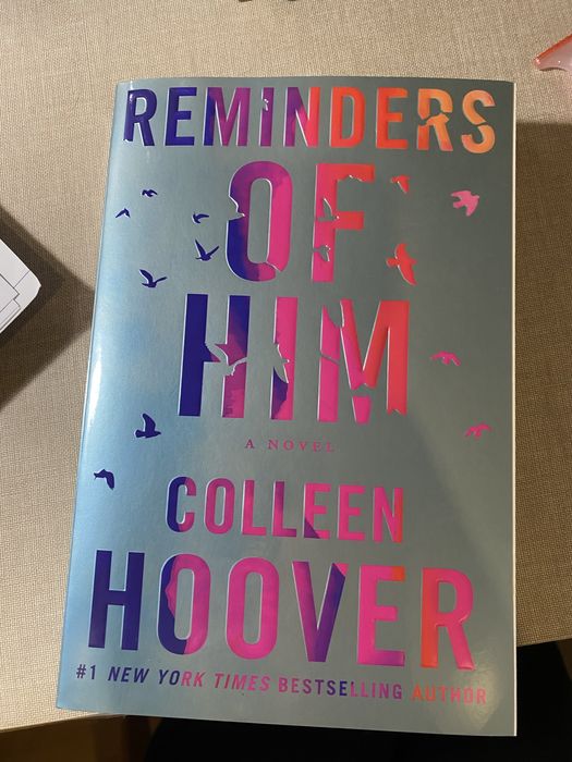Livro: Reminders of him