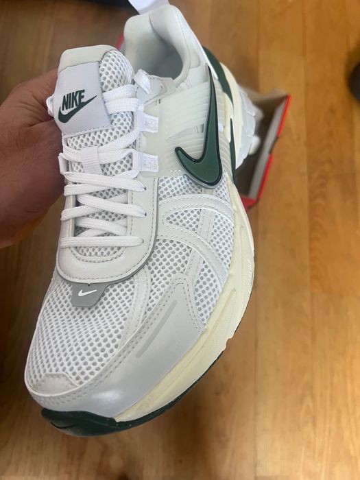 Nike V2K Run originais novas na caixa 44