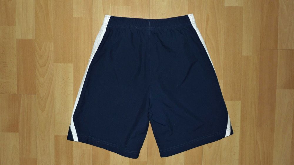 Nike - spodenki M 140/152 cm
