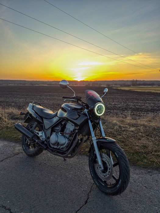 Продам Honda CB500