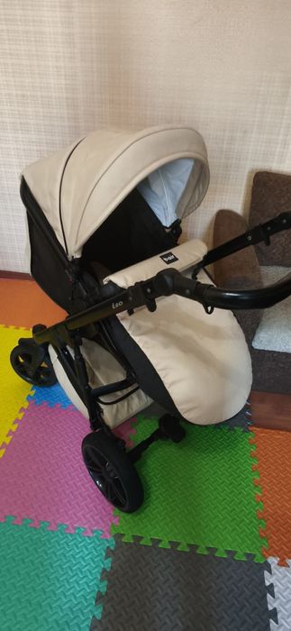 Візок дитячій в гарному стані