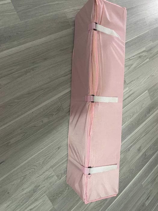 Parque de Bebé Rosa em Excelente Estado