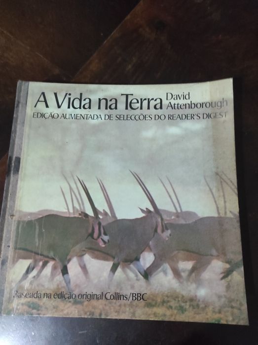 Vendo livros Antigos