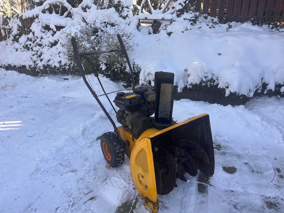 Odśnieżarka spalinowa