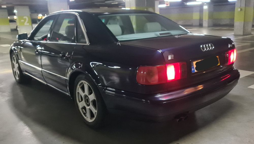 Audi A8 S8 4200 V8