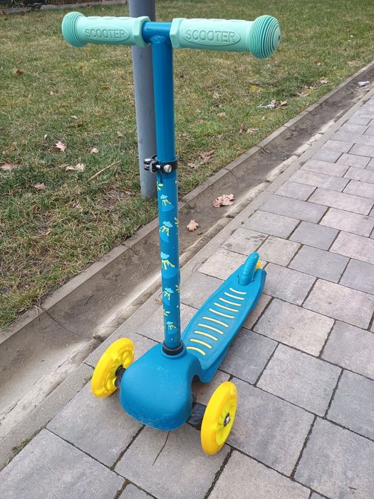 Hulajnoga trzy- kołowa 2 - 5 lat